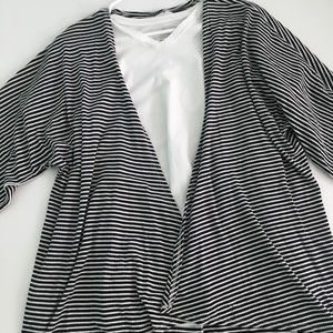 LuLaRoe Black and White Lindsay